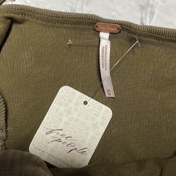 NWT Free People Boulevard Tabk Top M Revolve - Picture 3 of 4